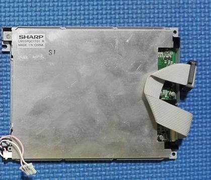 5.7»	LCM	320×240RGB 	180cd/m ²   LM057QC1T01R	Αιχμηρή επίδειξη TFT LCD